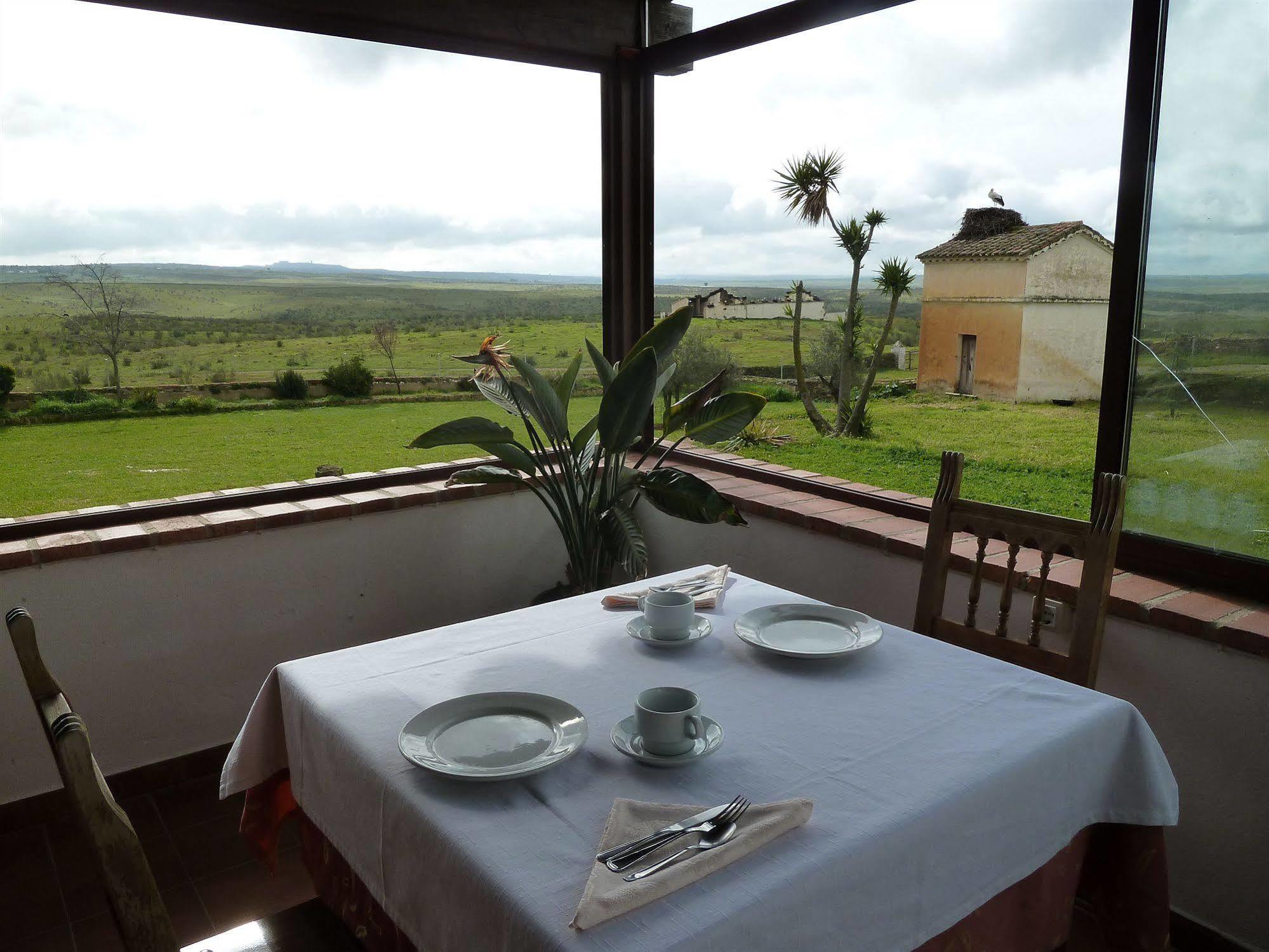 Casa Rural Las Canteras Trujillo Bagian luar foto