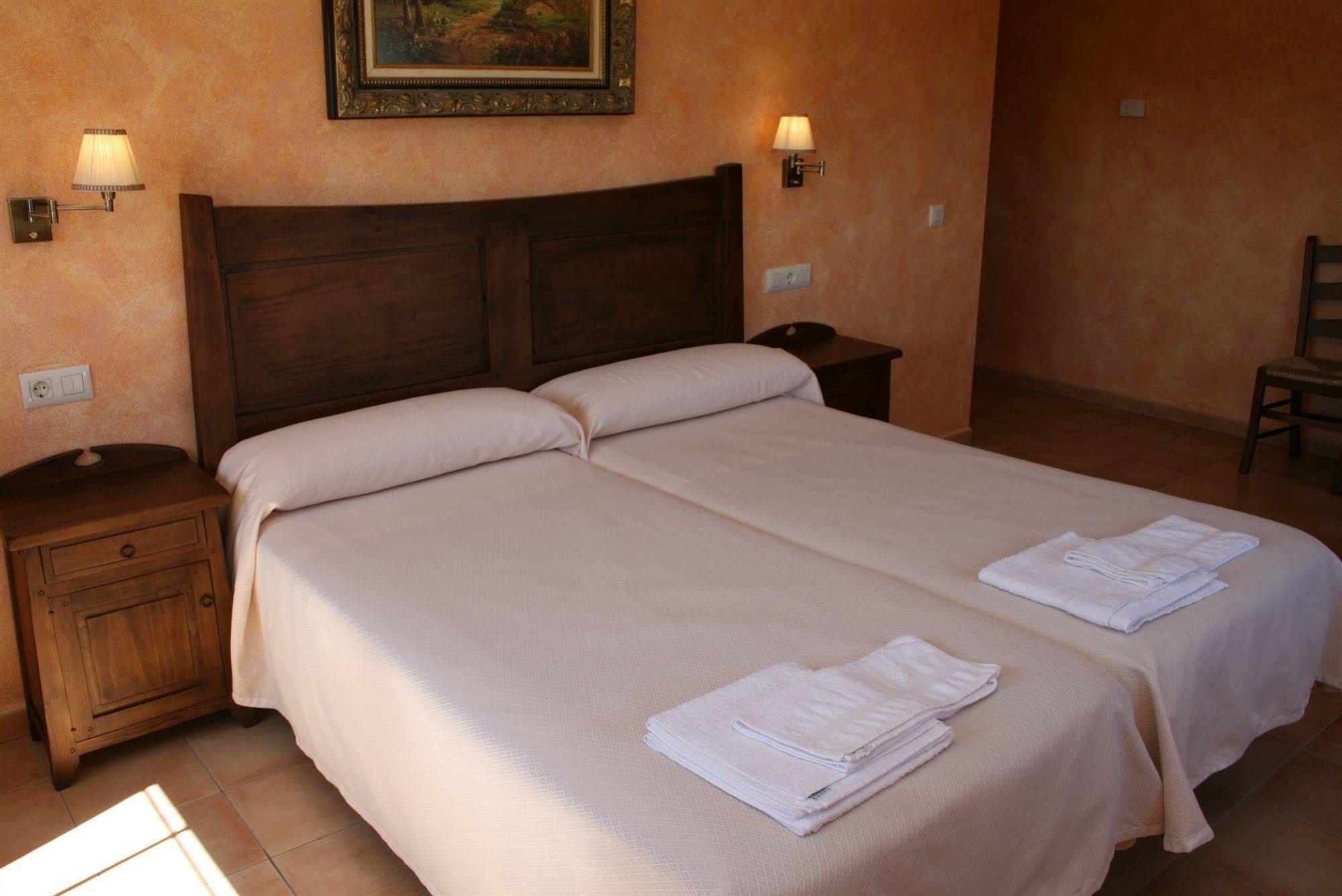 Casa Rural Las Canteras Trujillo Bagian luar foto